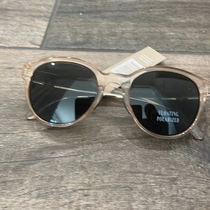 Rheos Sunglasses- Wyecreeks Champagne Gunmetal